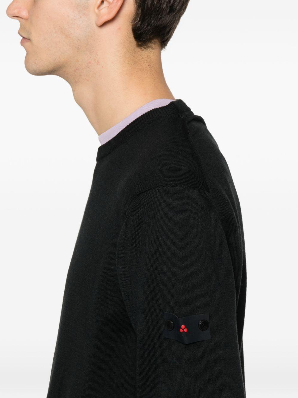 Maglione nero a collo giro con rifiniture a scanale PEU561199011919 NER PEUTEREY