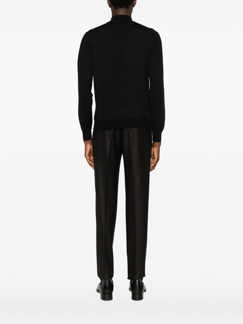 Maglione nero a collo alto e maniche lunghe LIONELGSI2501 099 TAGLIATORE