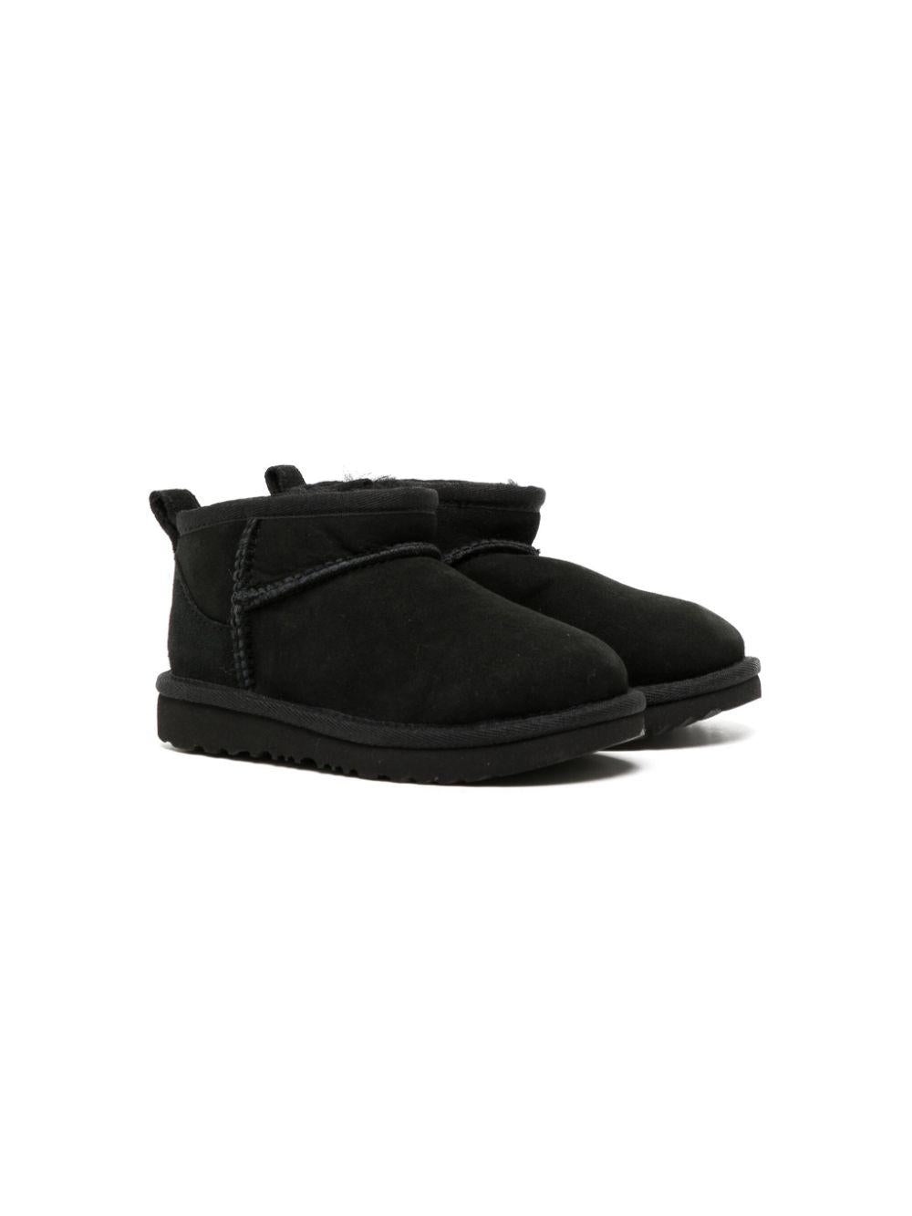 Stivake Classic Ultra Mini K nero 1130750K BLK UGG KIDS