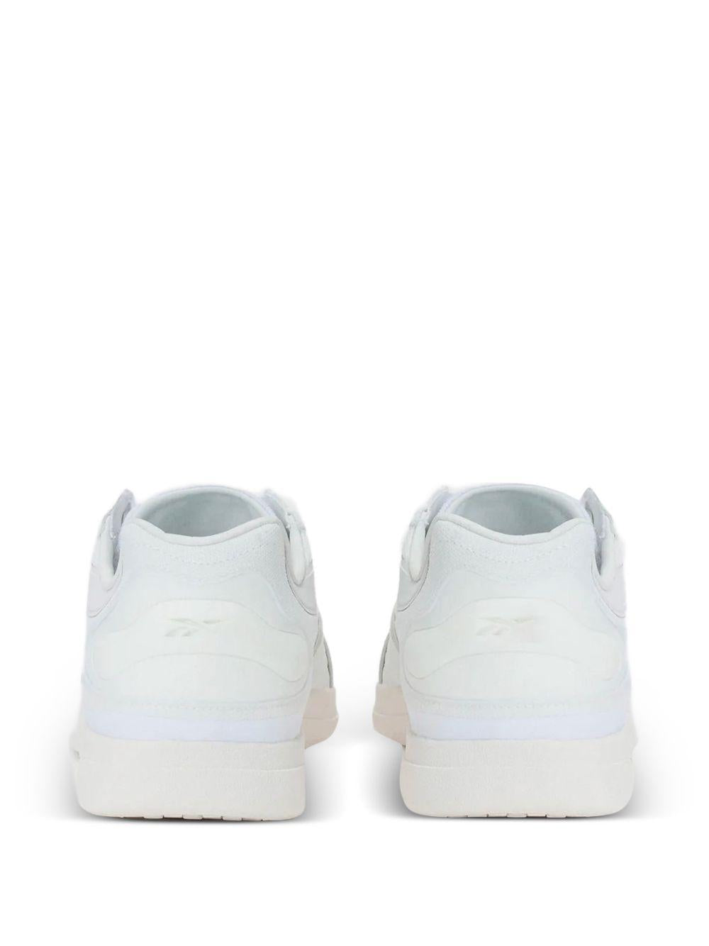 100261804P# 804P REEBOK LTD