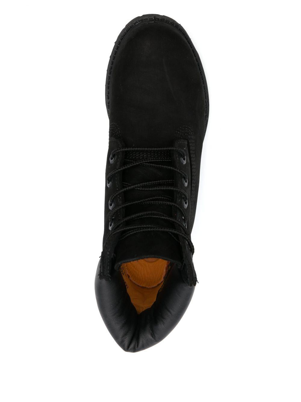 Stivaletto Donna in Pelle Scamosciata con Suola a Carrarmato TB18658A 001 TIMBERLAND