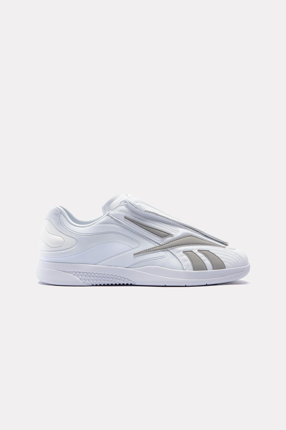 Sneakers low-top con pannelli e suola zigrinata 100261804P 804P REEBOK LTD