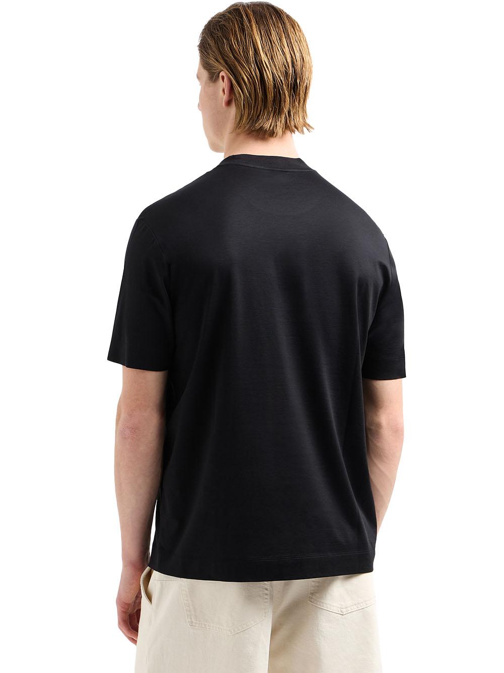 T-shirt nera con stampa frontale astratta