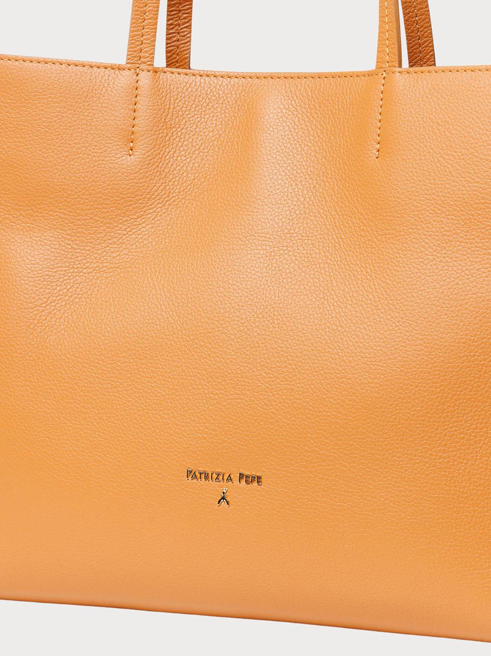 Borsa shopping in pelle martellata cuoio