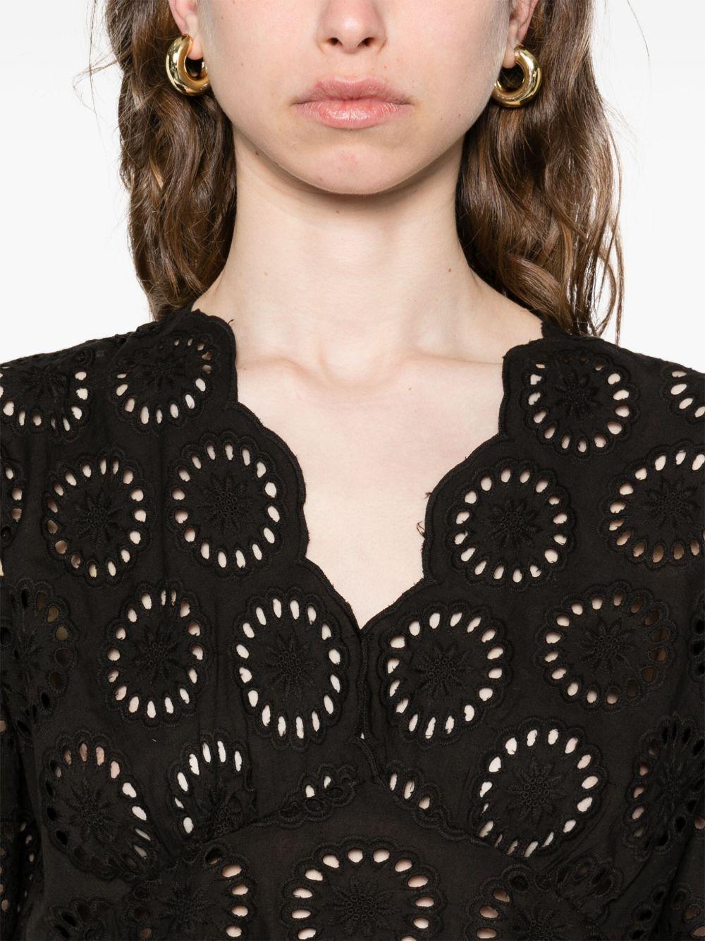 Blusa nera in pizzo sangallo