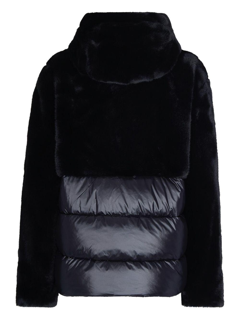 25WBLDC02178006646 999 BLAUER