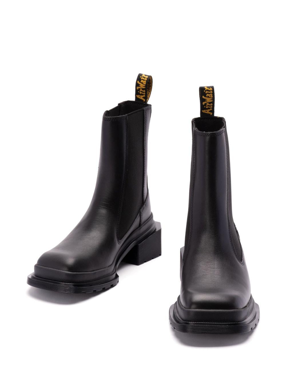 Stivali Chelsea neri slip-on<BR/> 32069 001 DR.MARTENS