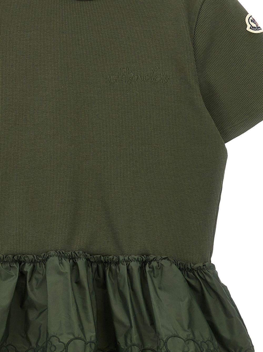 T-shirt in cotone con volant ricamato L19548C0000889AHP 825 MONCLER KIDS