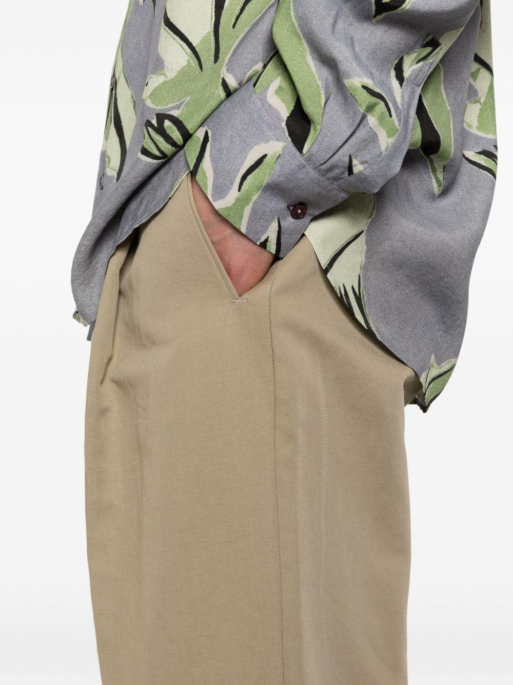 Pantaloni a gamba ampia con pince MANHATTANS300050 00036 BRIGLIA