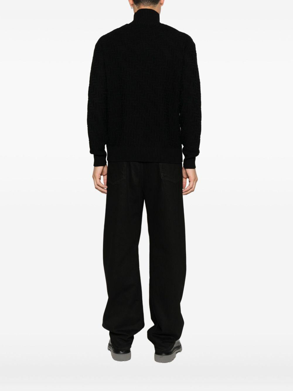 Maglione nero a collo alto in lana merino A031F009 9000 PAOLO PECORA