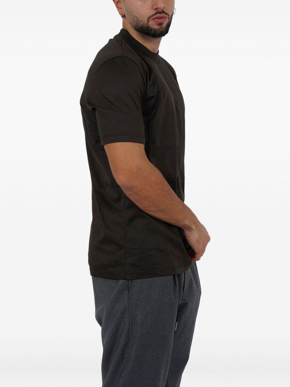 T-shirt nera basic mini etichetta laterale XM4132 NERO YES LONDON