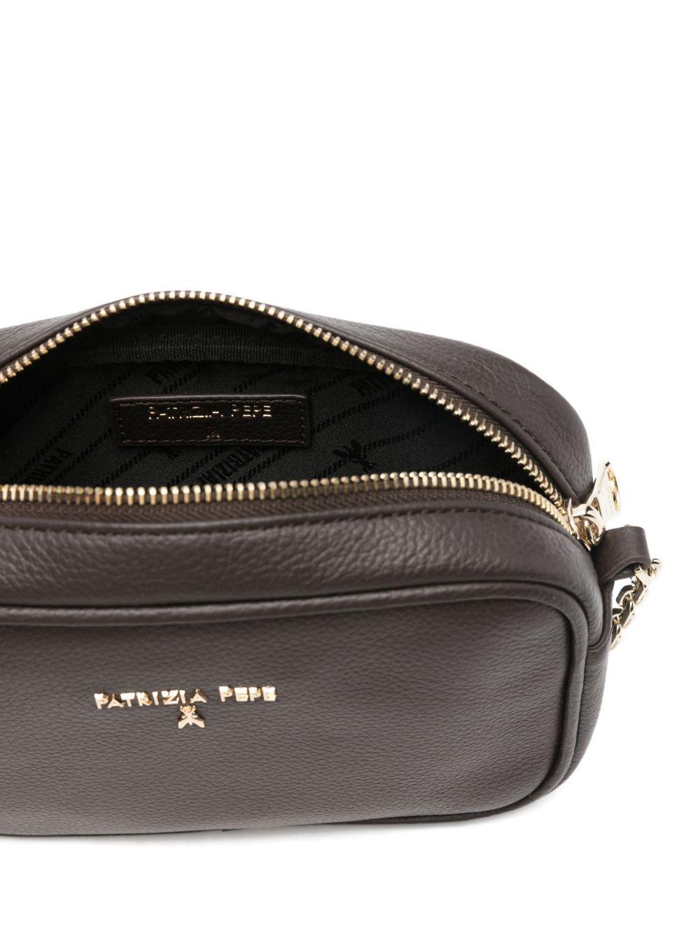 Borsa a spalla con placca logo CB0071L001 B856 PATRIZIA PEPE