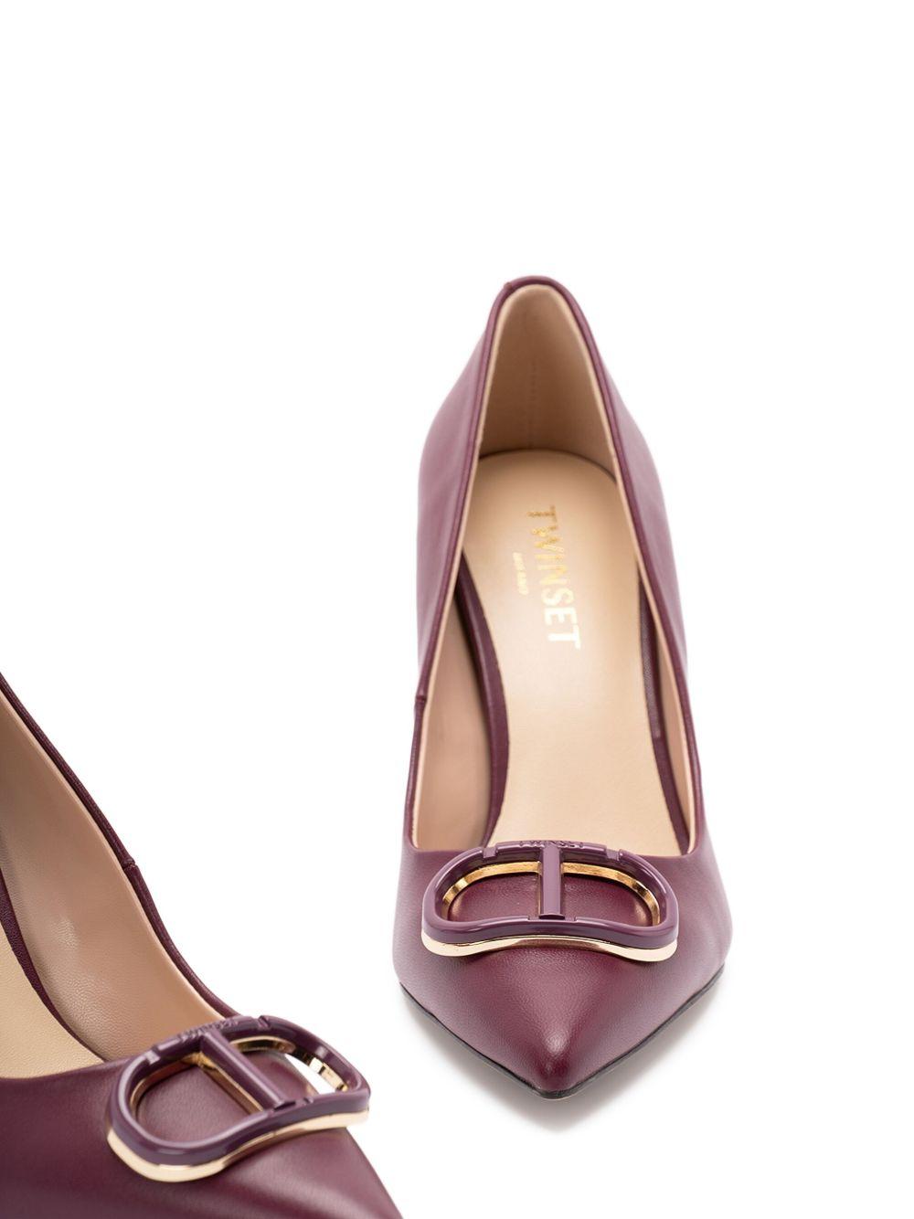 Pumps a Punta Borgogna con Logo Oro 252TCP032 05609 TWINSET