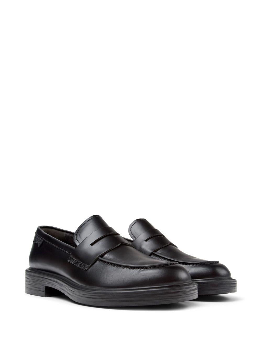 Mocassini in pelle con suola platform K101045 001 CAMPER