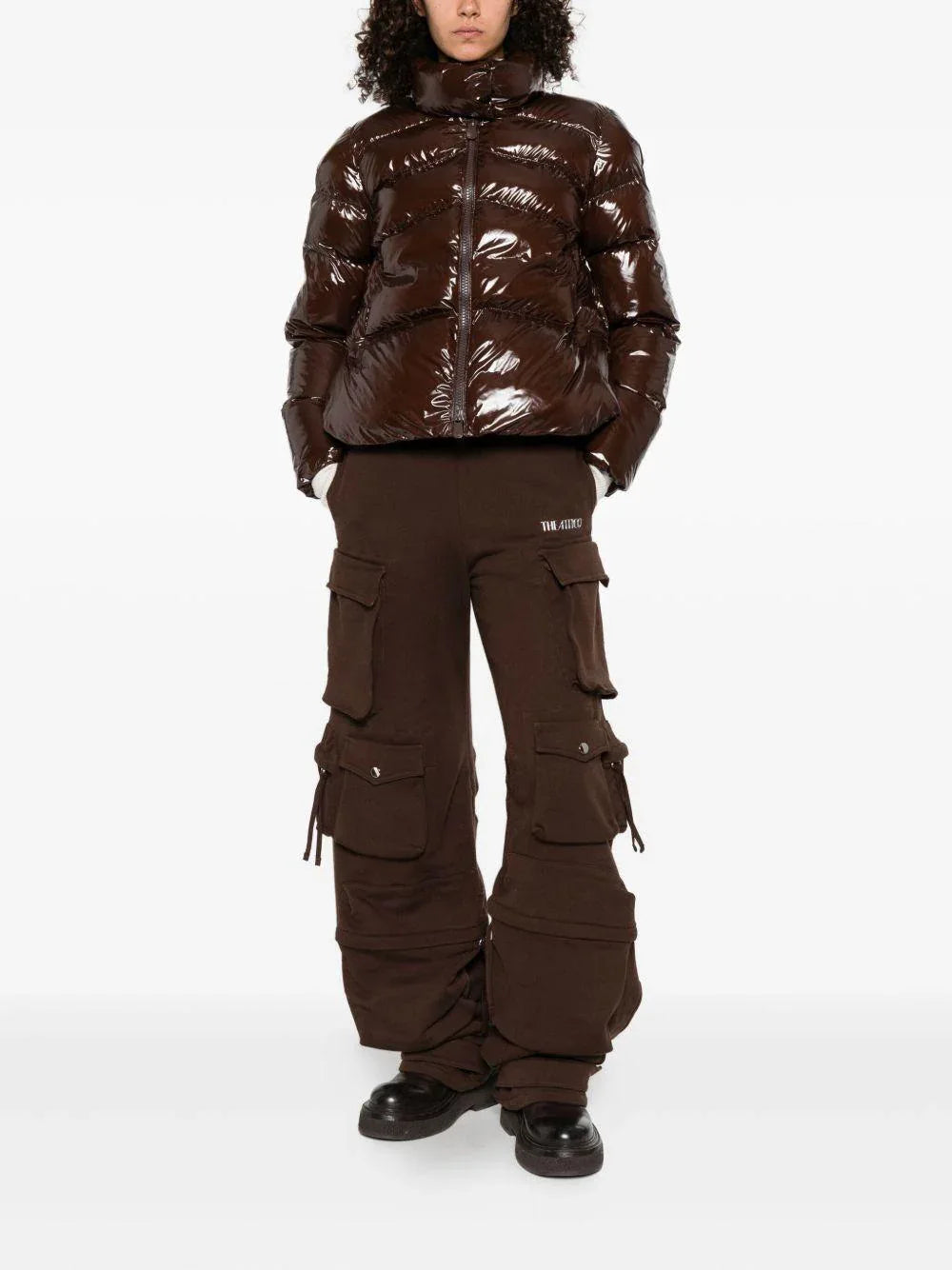 Giacca trapuntata marrone con collo a imbuto e zip - Preludio Moda