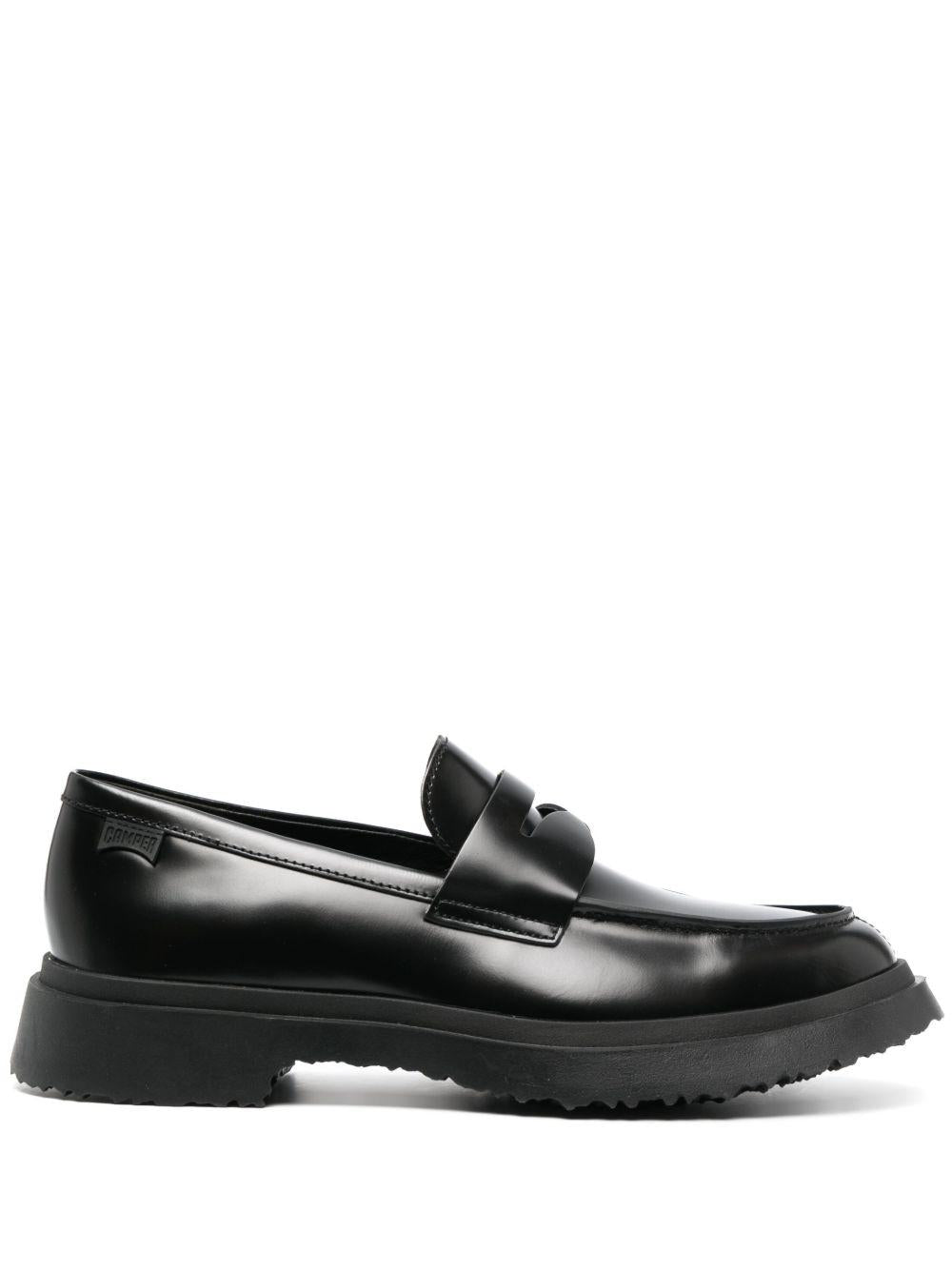 Mocassini in Pelle Lucida con Mascherina e Tacco Basso K100633 019 CAMPER