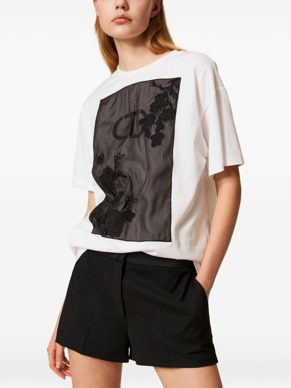 T-shirt Bianca con Ricamo Floreale 252TP2053 00001 TWINSET