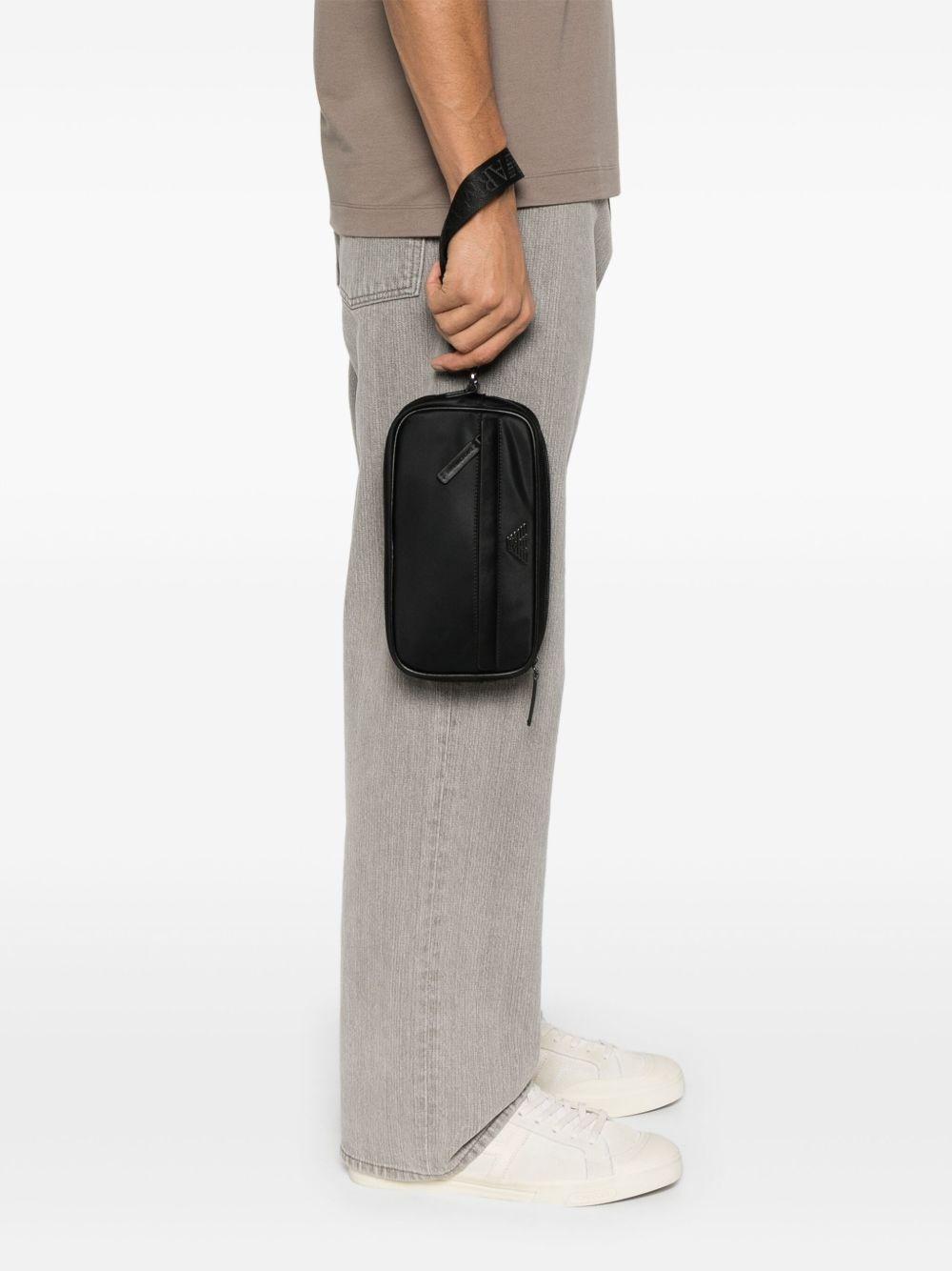 Borsa a mano nera con logo e zip superiore EM001811AF13454 UC001 EMPORIO ARMANI