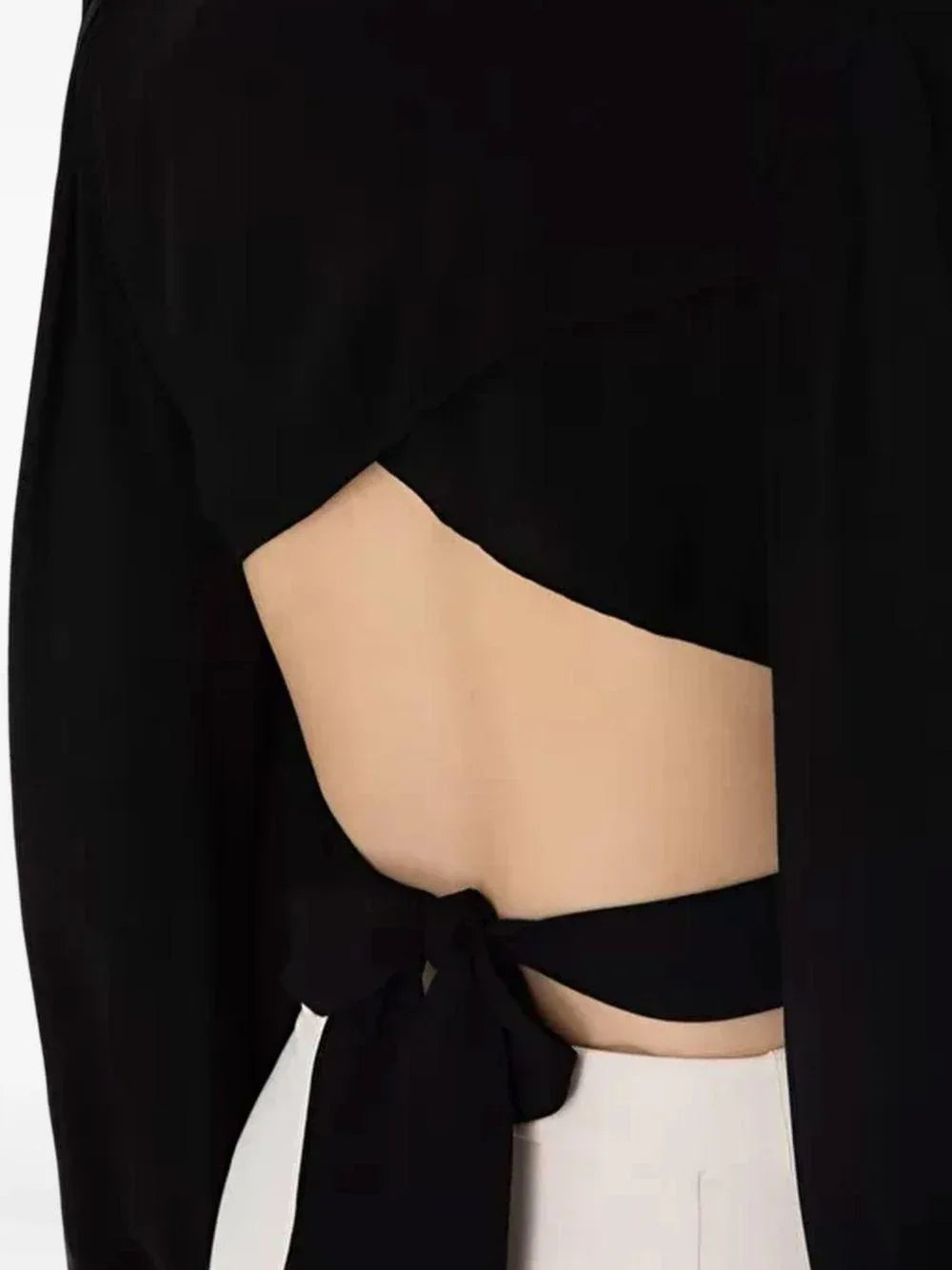 Camicia nera collana e cut-out - Preludio Moda