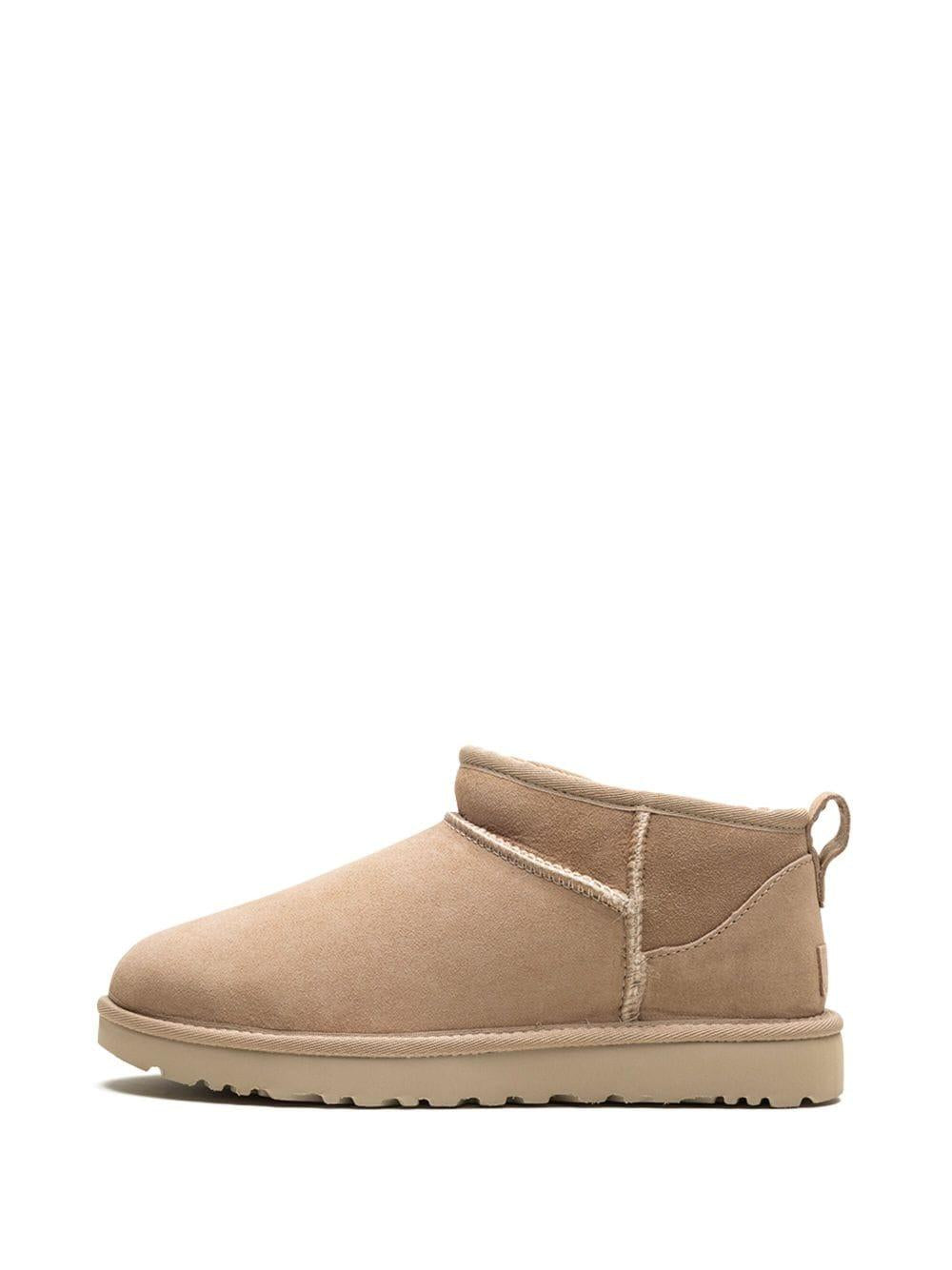 Stivali Classic Ultra Mini sabbia 1116109 SAN UGG