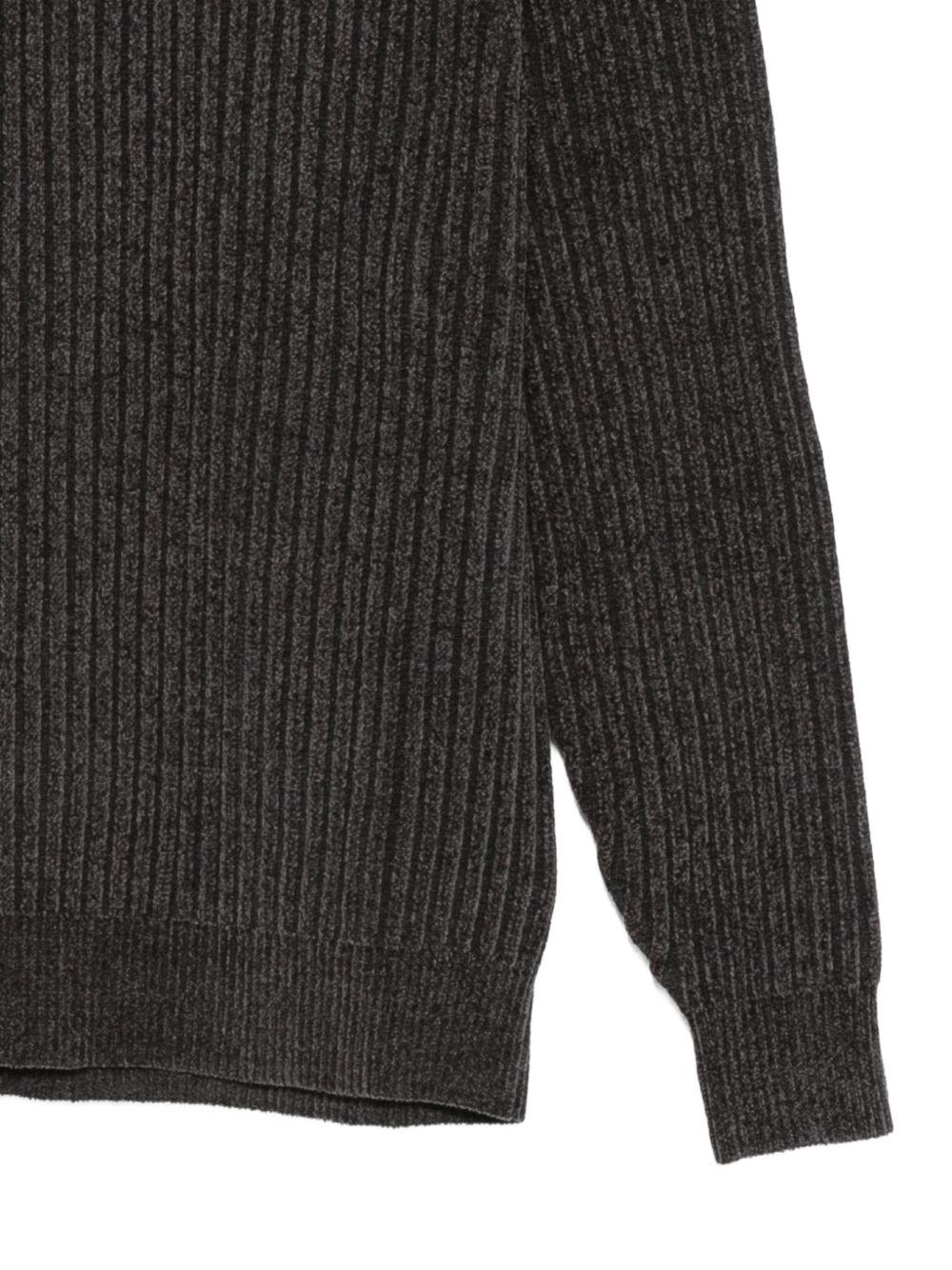 Maglione grigio scuro girocollo in maglia a coste W25137 11 RRD