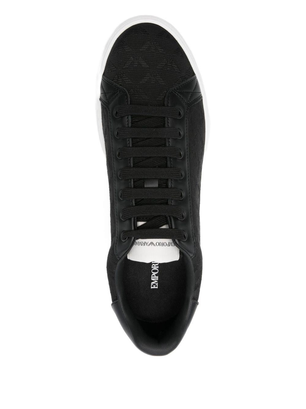 Sneakers nere con logo dellaquila e chiusura con lacci EM003843AF20003 MC012 EMPORIO ARMANI