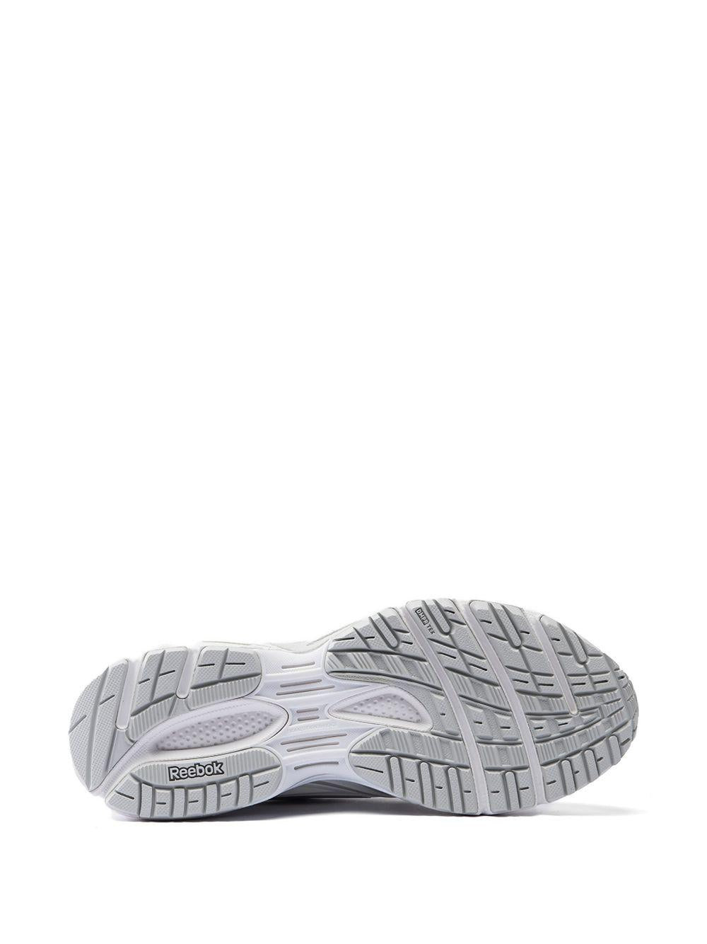 100261806 806 REEBOK LTD