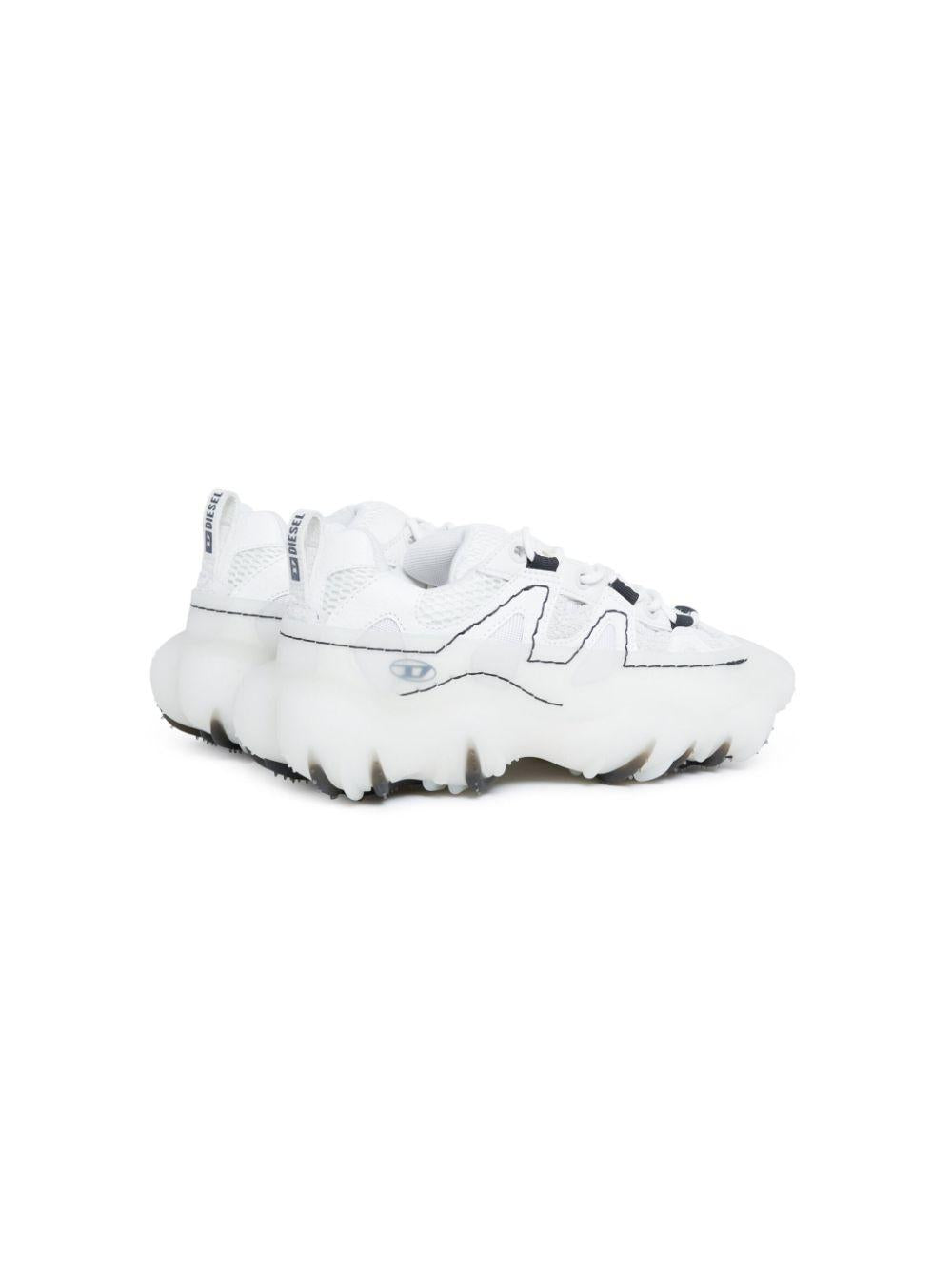 Sneakers bianche con profili a contrasto