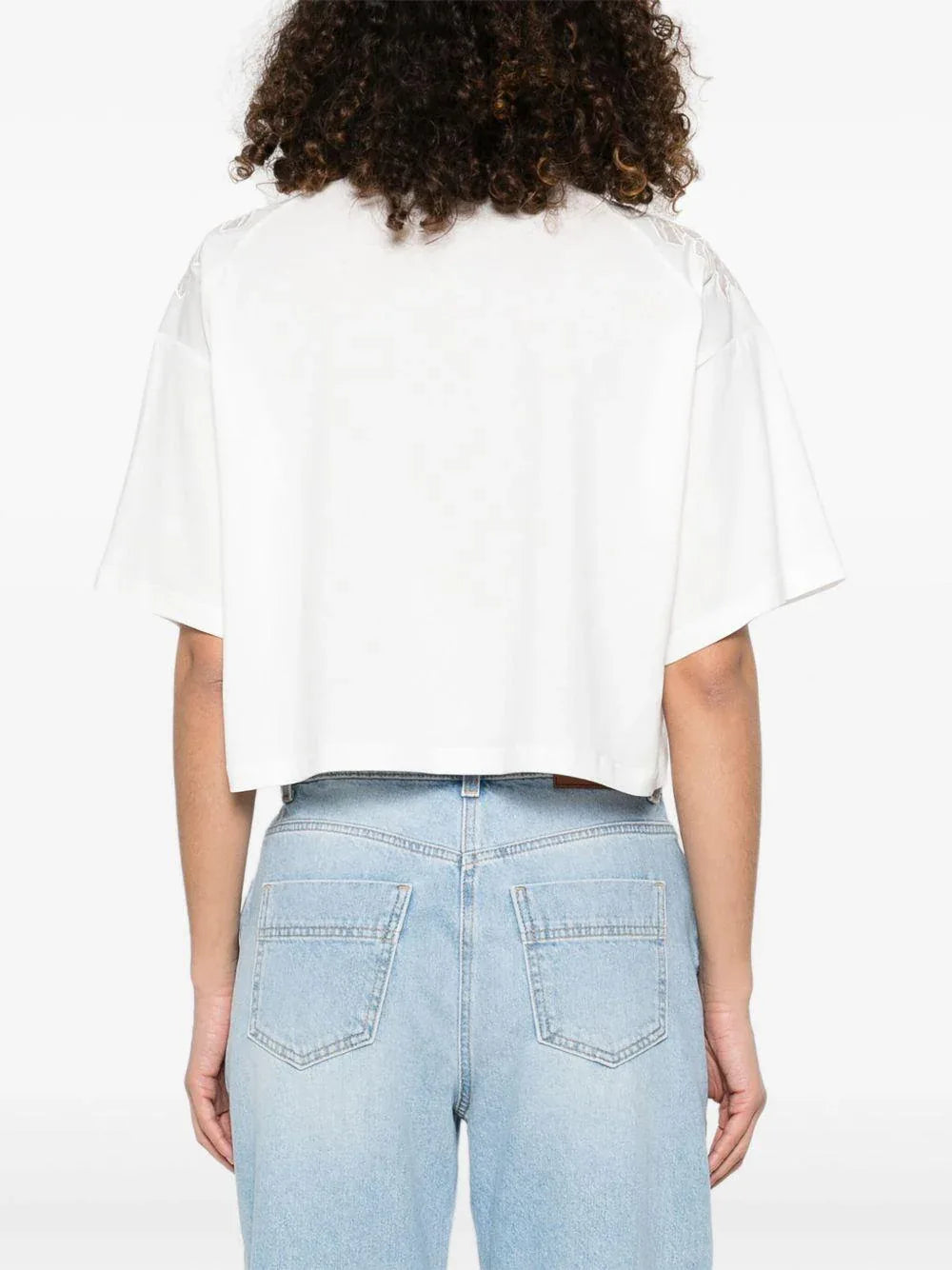 T-shirt bianca con ricami semitrasparenti e logo - Preludio Moda