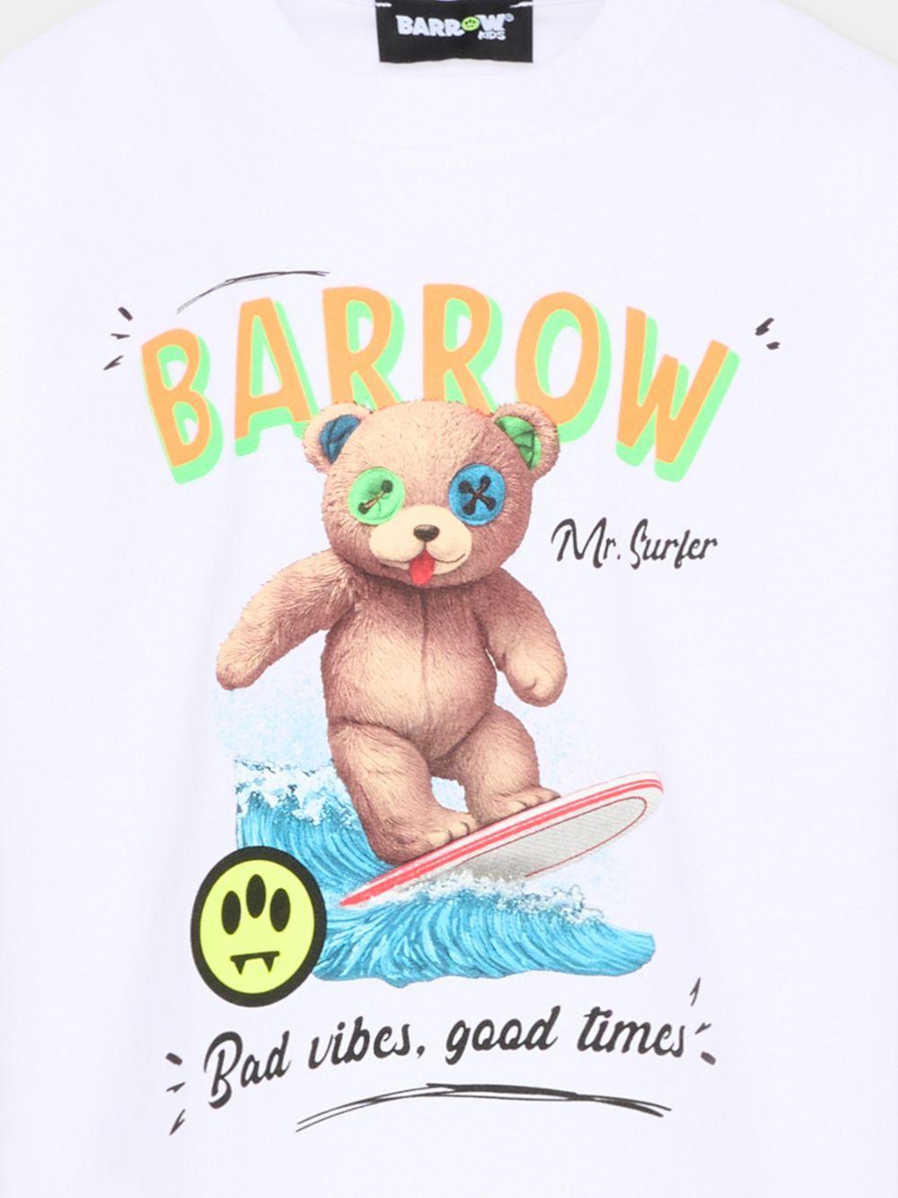 S6BKJUTH239 002 BARROW KIDS
