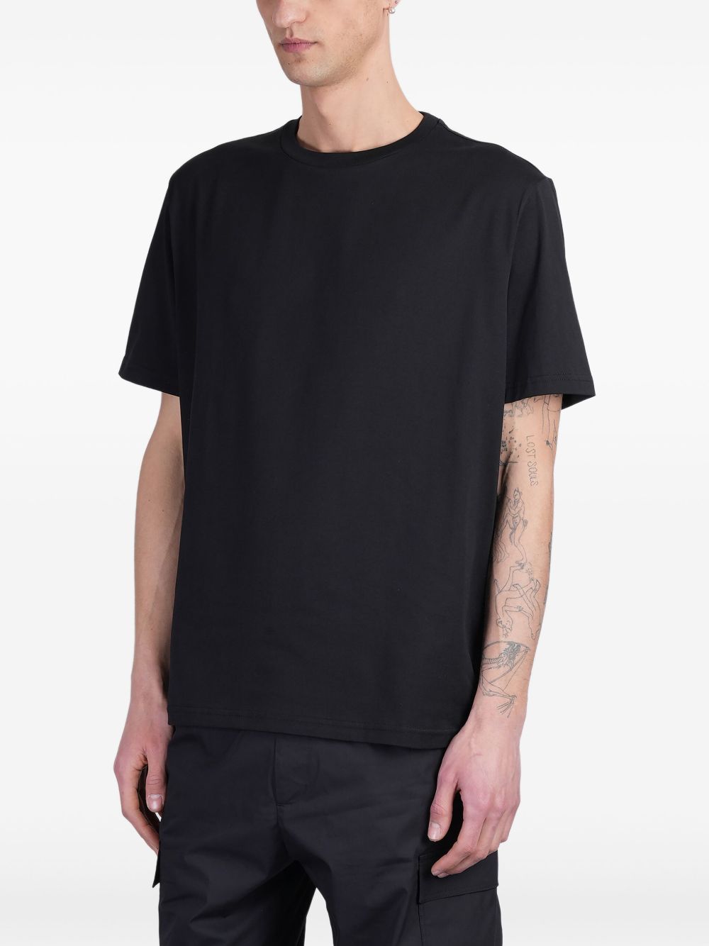 T-shirt B240 nera oversize L1TSS256549 D001 LOW BRAND 