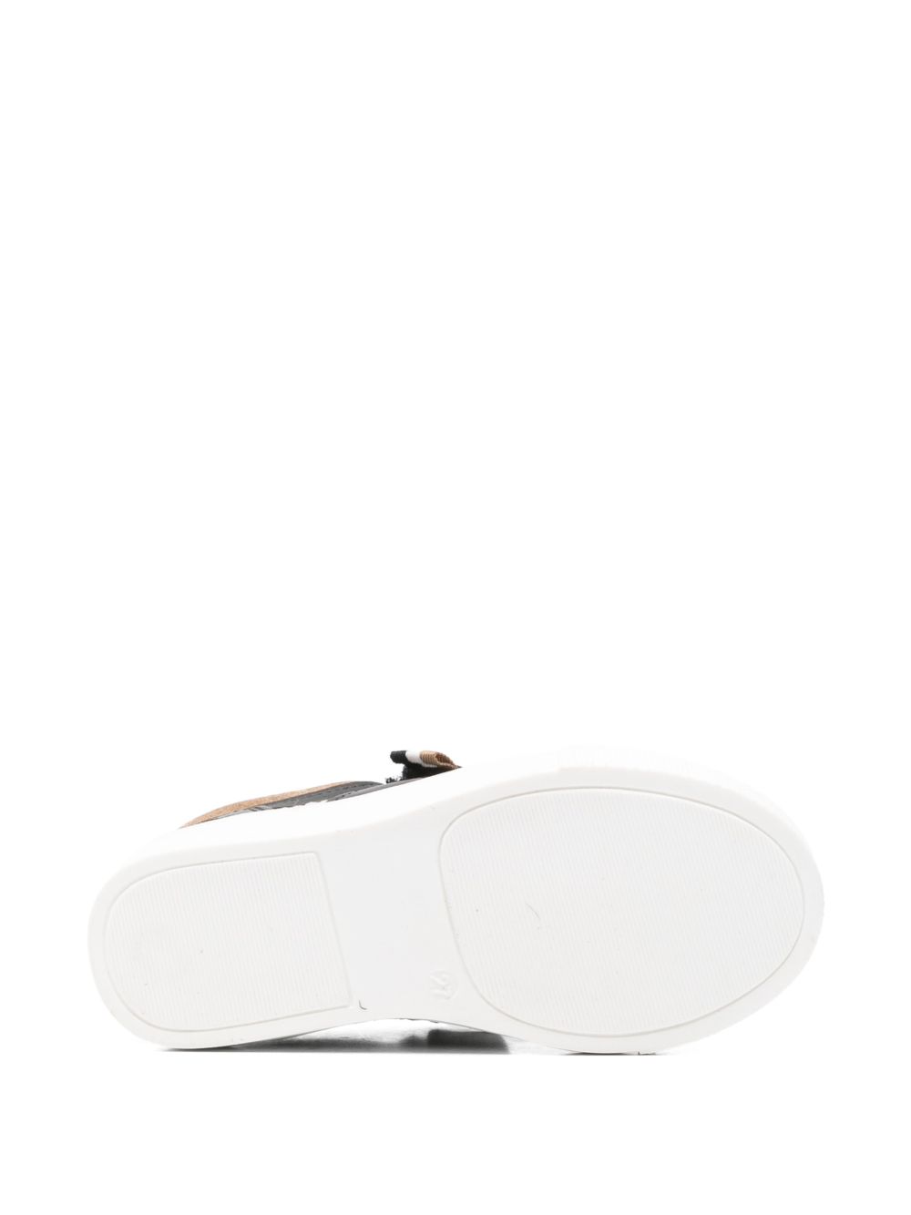 Sneakers in pelle con chiusure a strappo J52827 09B BOSS KIDSWEAR 