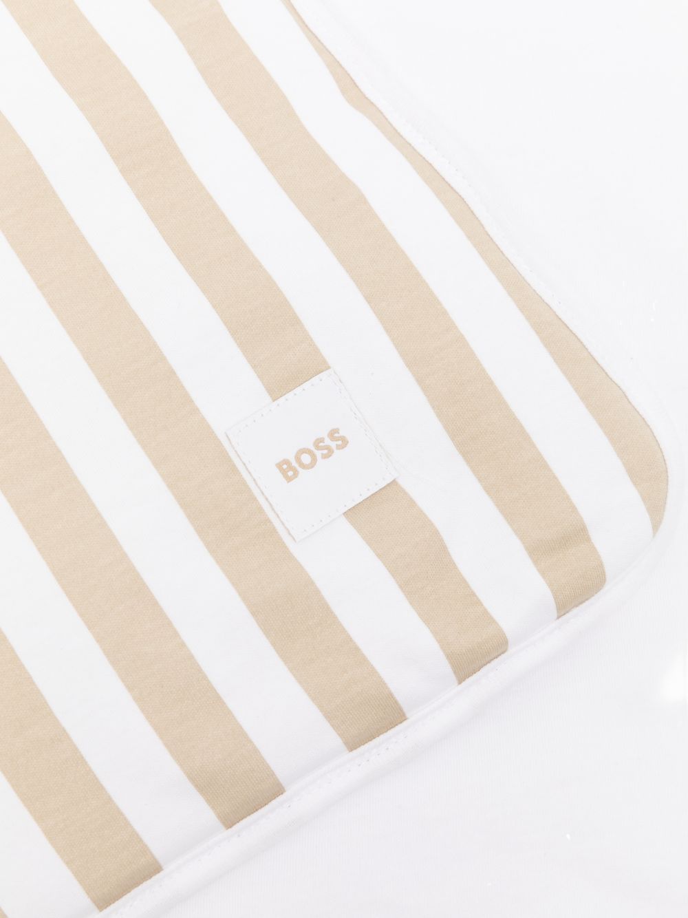Sciarpa a righe J53093 249 BOSS KIDSWEAR 