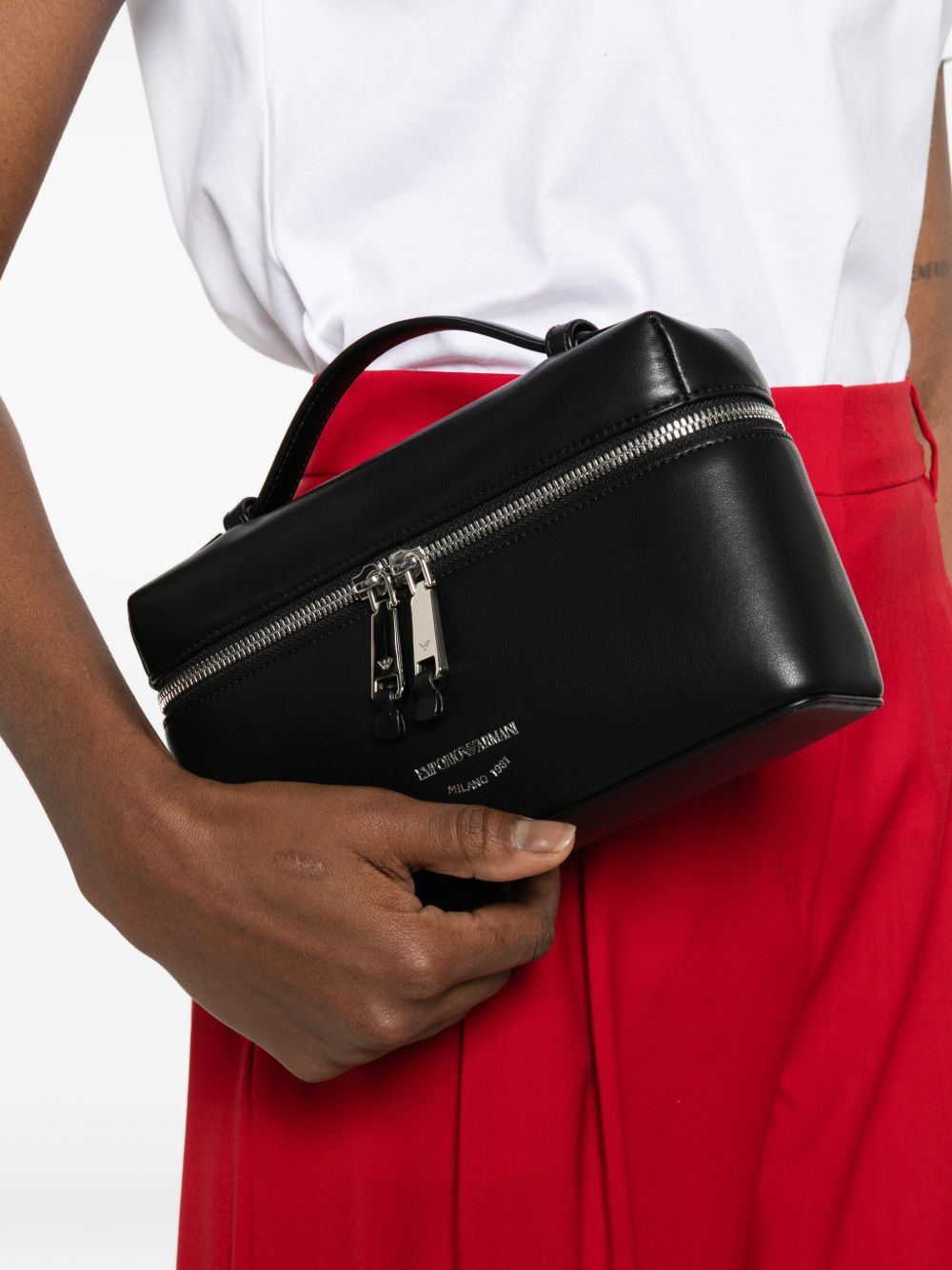  EW004564AF19229 UC001 EMPORIO ARMANI 