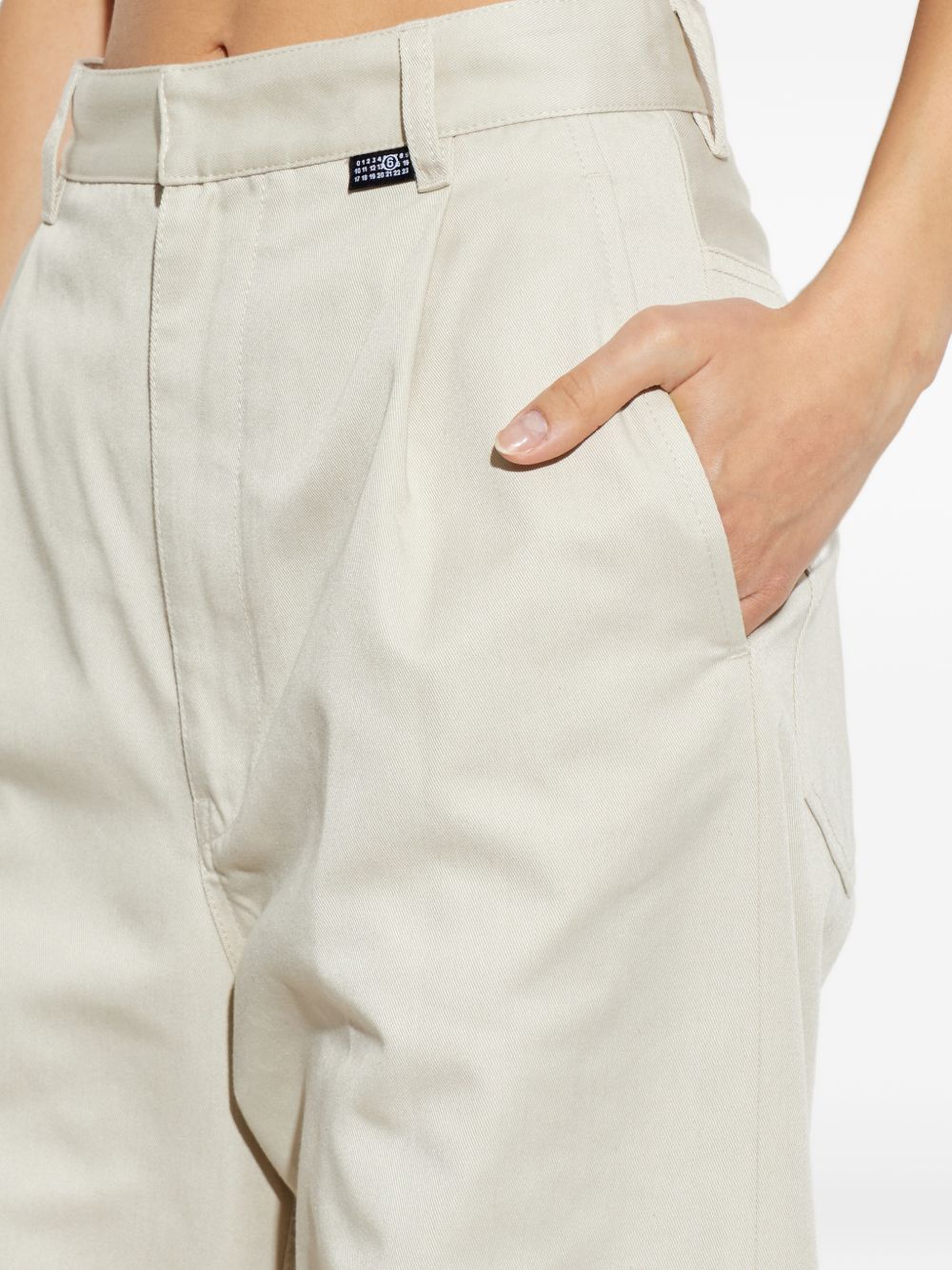 Pantaloni a gamba dritta S52KA0565M35729 102 MM6 MAISON MARGIELA 