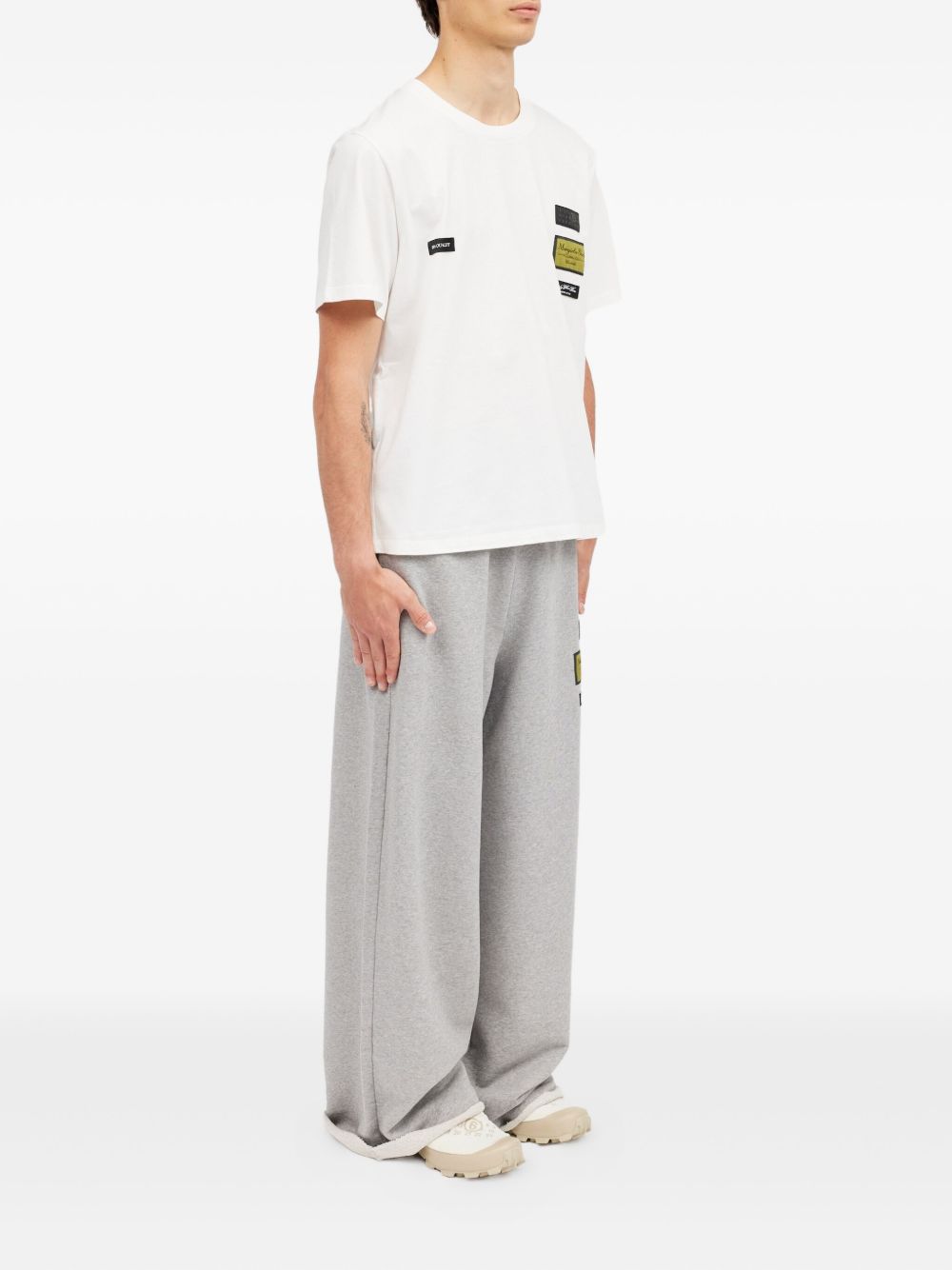 T-shirt in cotone con patch applicate SH0GC0069S24311 101 MM6 MAISON MARGIELA 