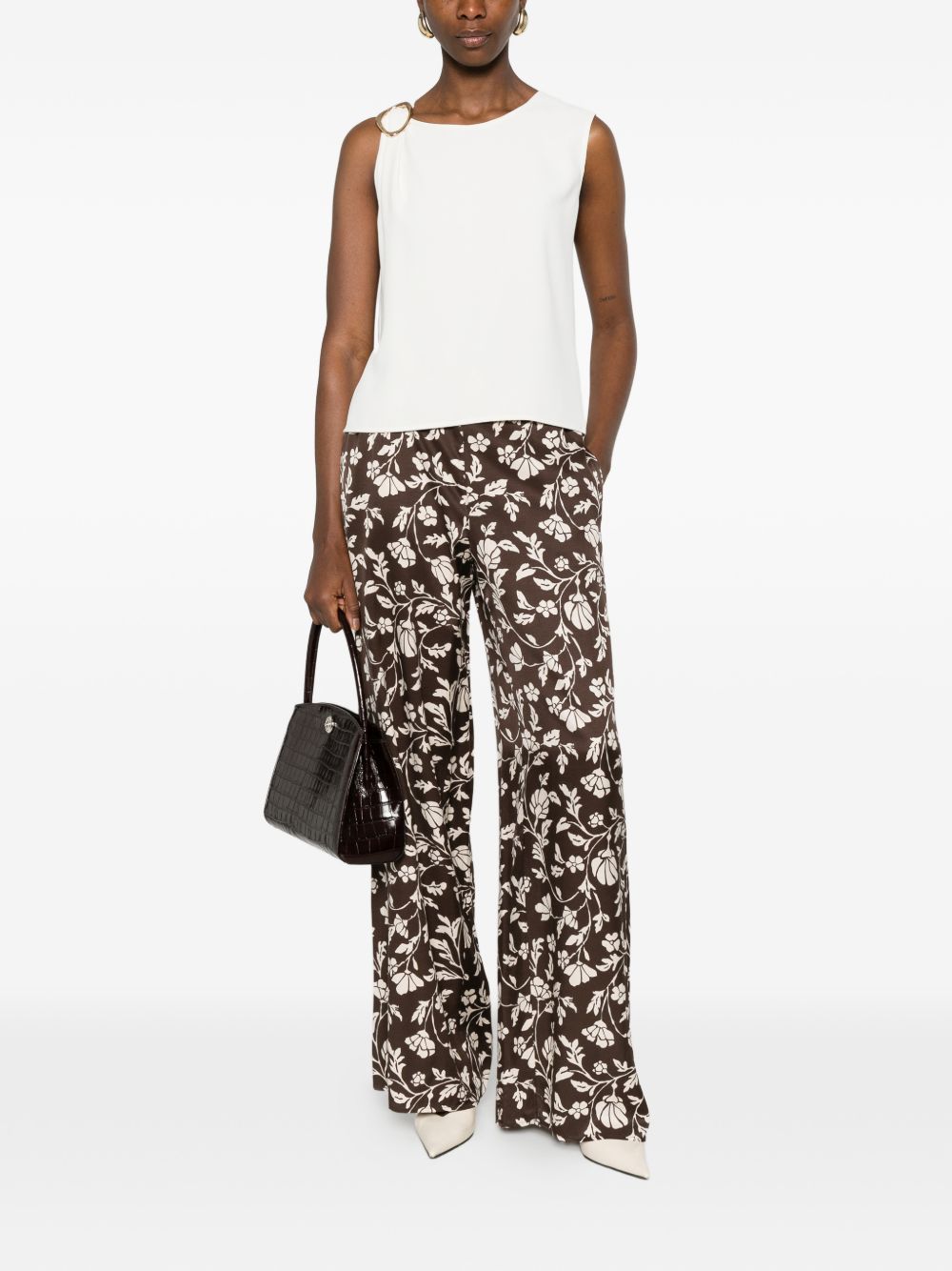 pbbutilita 2611131113200 010 PENNY BLACK 