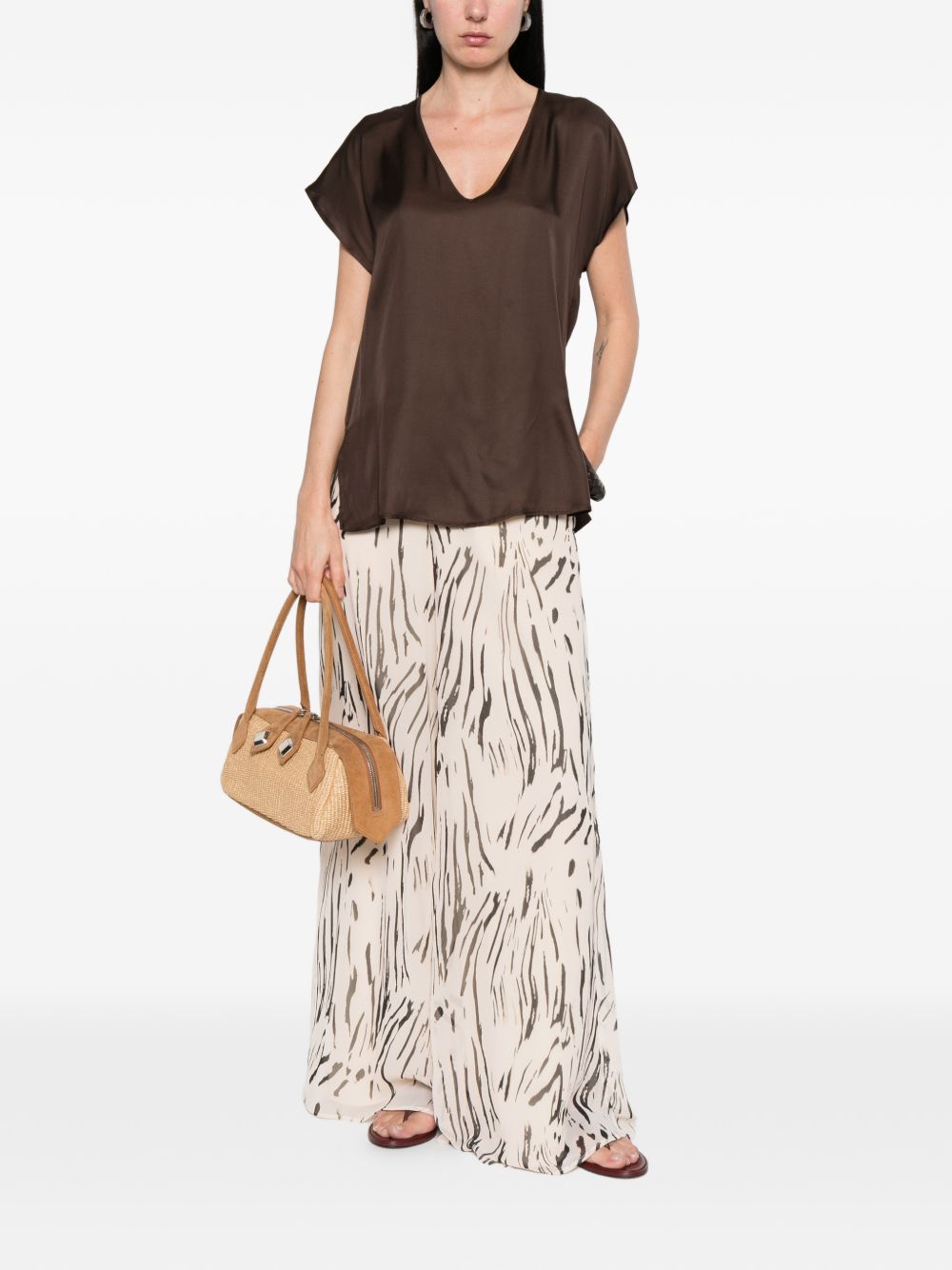 Blusa in viscosa con spacchi laterali 2611161053200 003 PENNY BLACK 