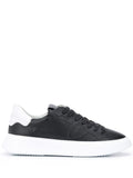 Sneakers basse in pelle con suola piatta