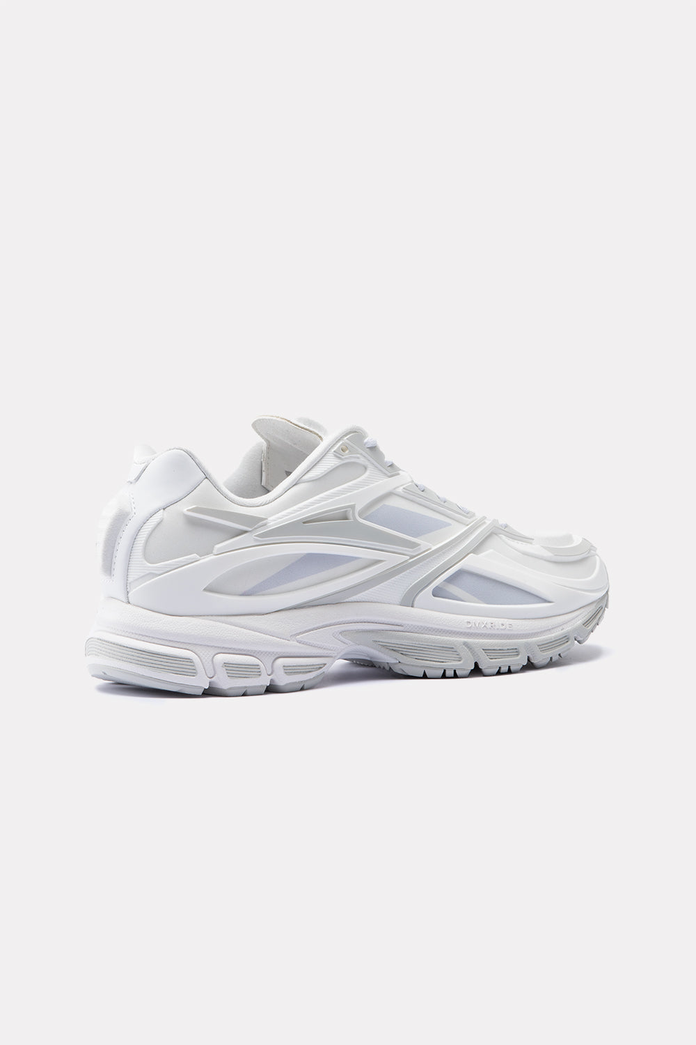  100261806 806 REEBOK LTD 