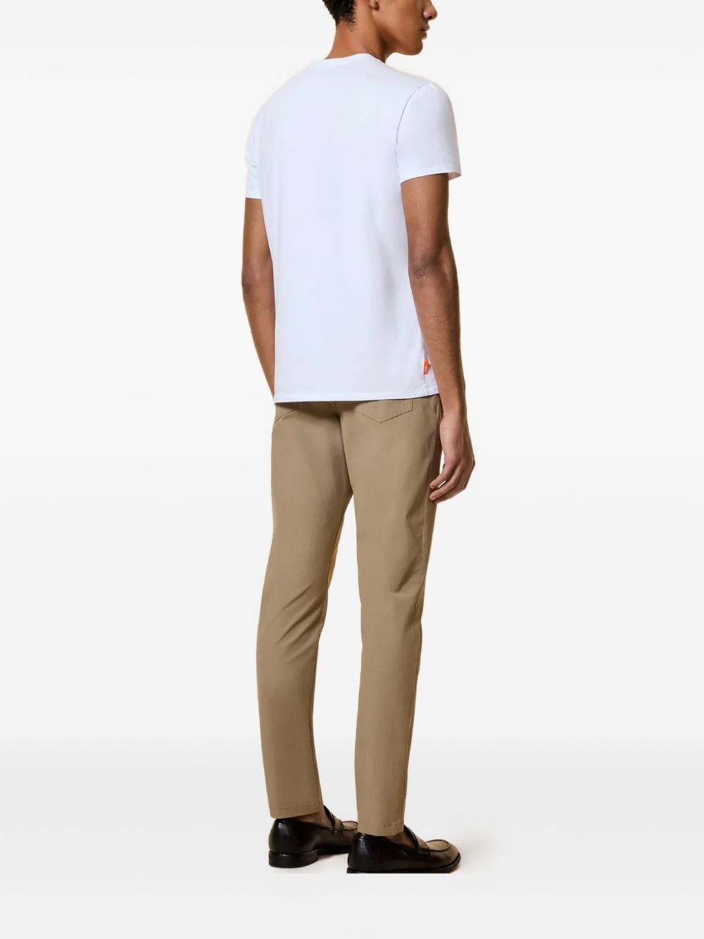 T-shirt girocollo con tasca sul petto 26200 09 RRD 