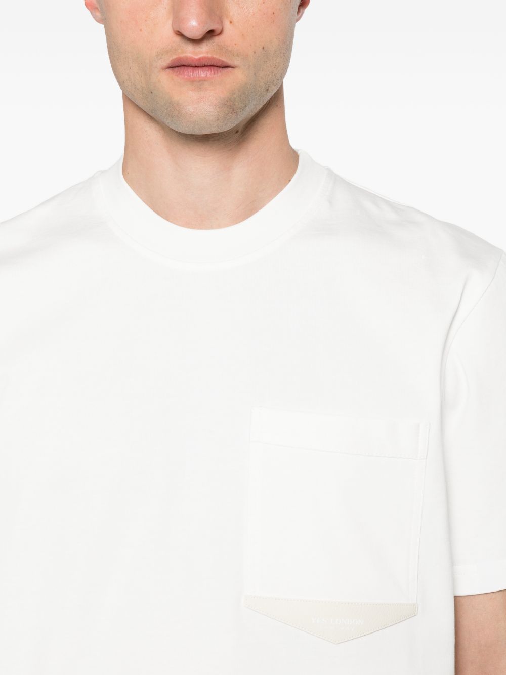 T-shirt in cotone girocollo con patch XM4249 BIANCO YES LONDON 