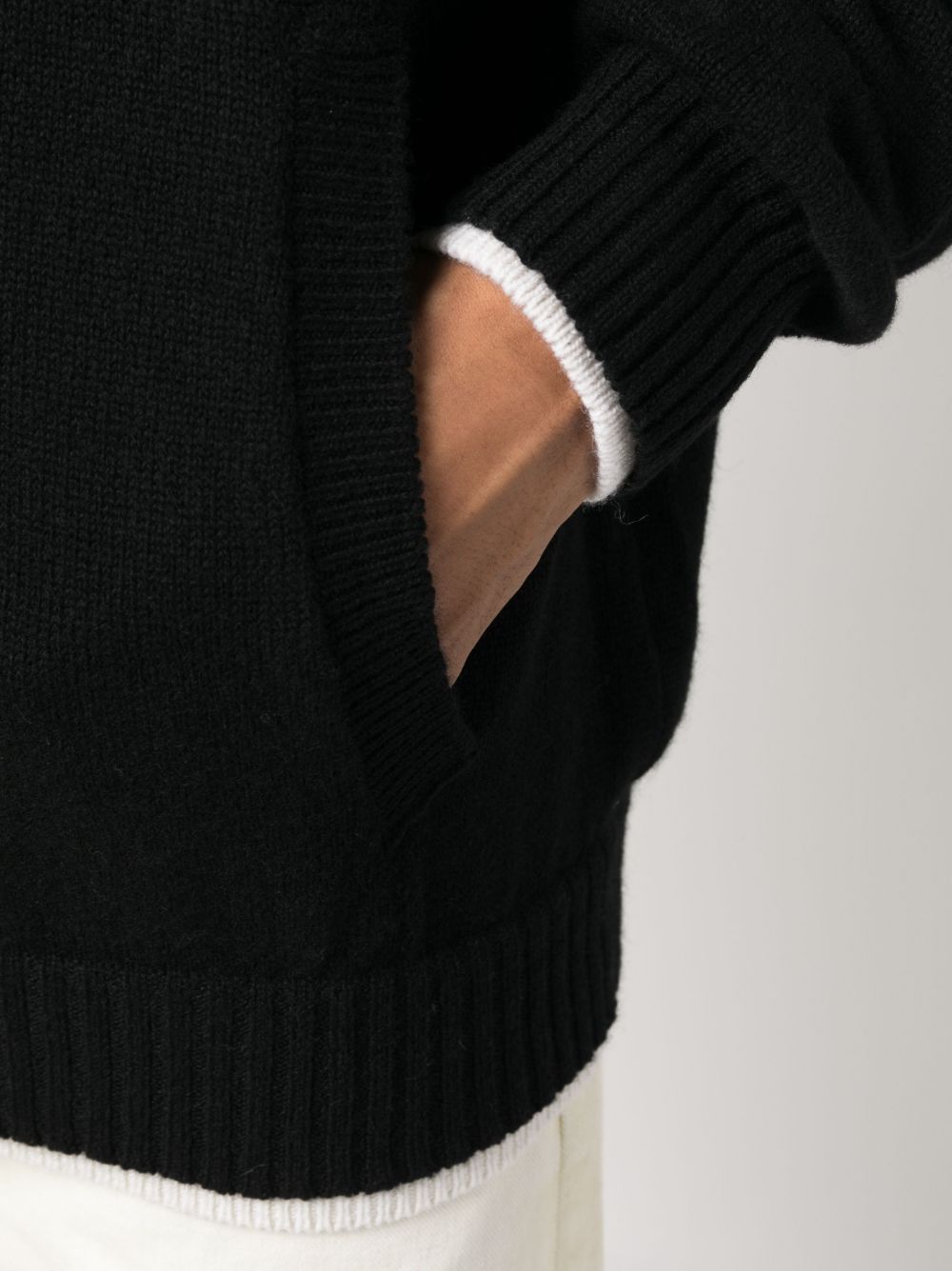 Maglia con cappuccio embroidery cashmere blen 3540MM205237787 99 MSGM 