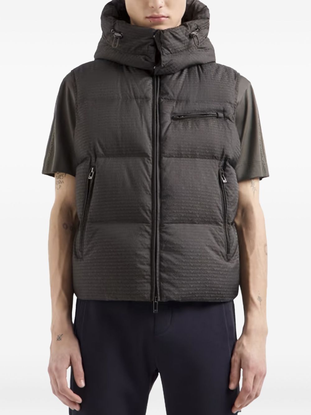 Piumino smanicato logo lettering all-over verde V 6D1B661NNXZ 05A6 EMPORIO ARMANI 