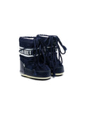 Blue lace-up snow boots