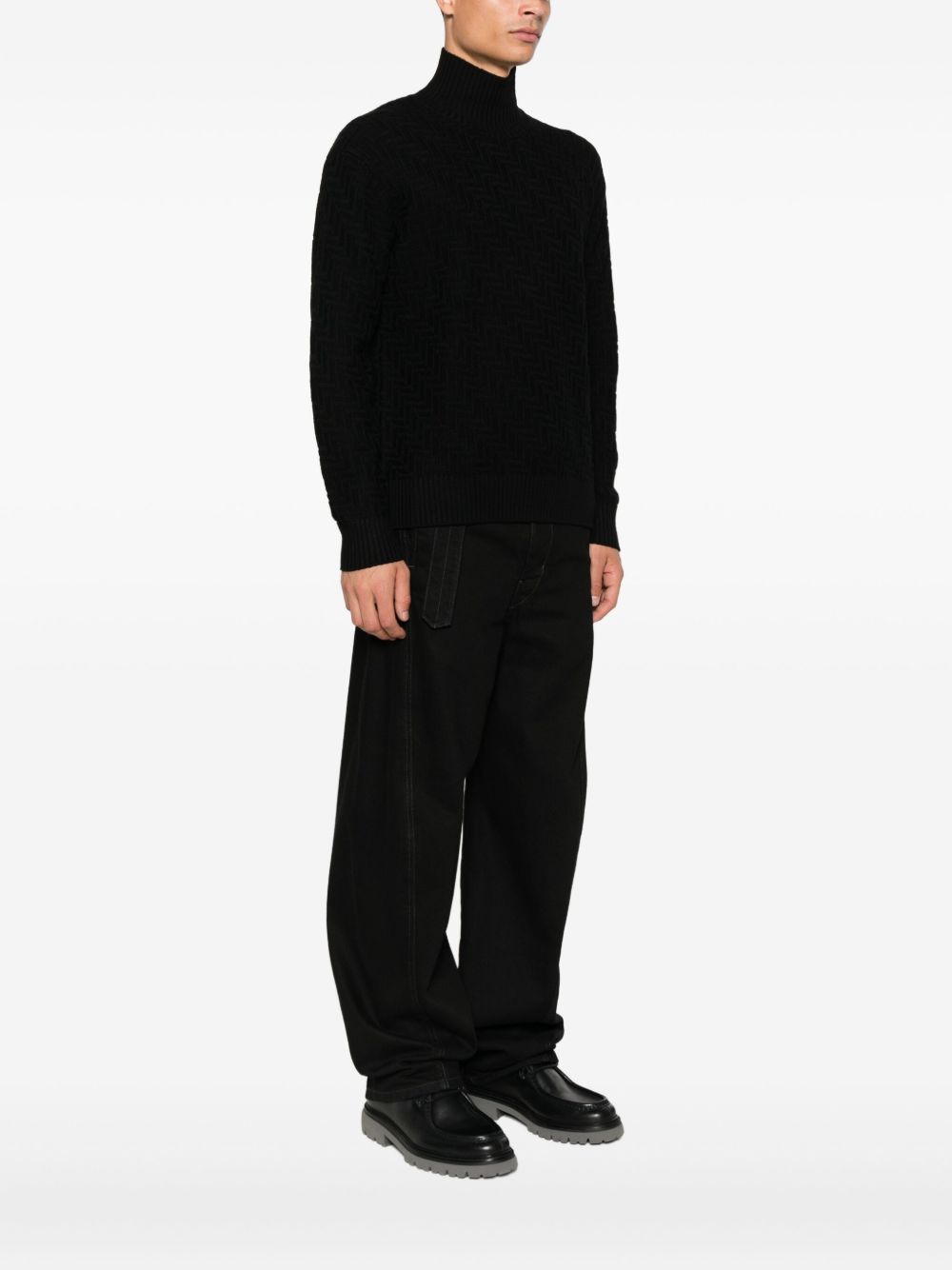 Maglione nero a collo alto in lana merino A031F009 9000 PAOLO PECORA 