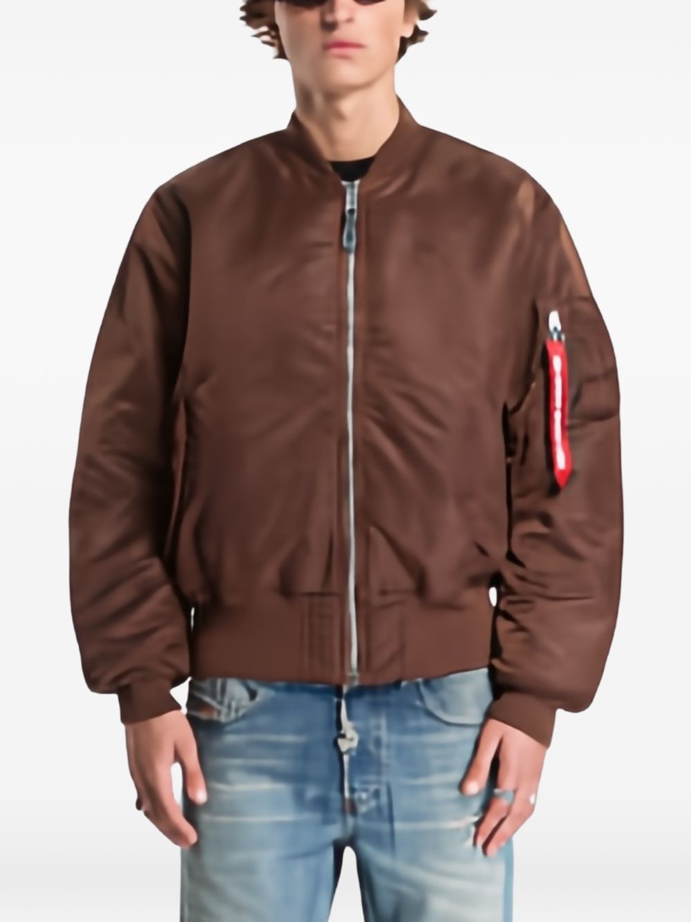  100101 204 ALPHA INDUSTRIES 