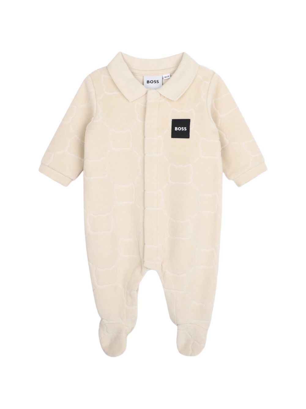 Pajama e hat set. Organic cotton e polyester velour pajamas, all-over embossed fantasy illustrazione, woven logo label sul chest, chiusura con bottoni automatici sul davanti, polo neck. 100% cotton jersey hat, woven logo label sul side. Sold in gift  J53290 21K BOSS KIDSWEAR 