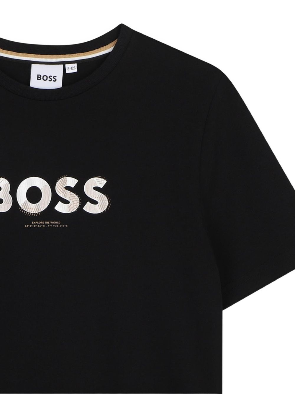Short-sleeved cotton jersey t-shirt. Reworked boss logo centered on chest. J53404 09B BOSS KIDSWEAR 