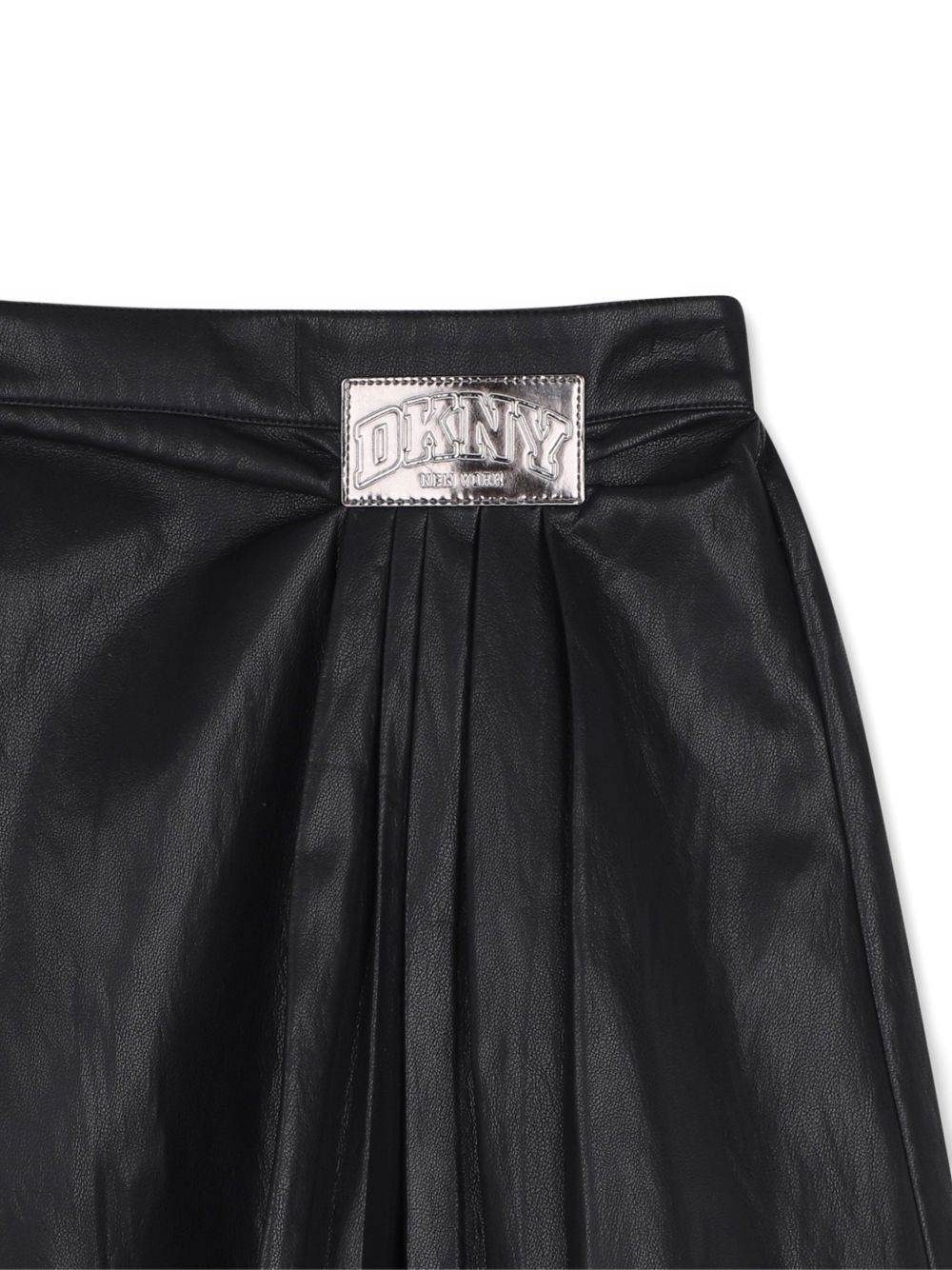 Faux leather gonna in 55% polyurethane, 45% polyester. Zipped chiusura sul side. Pleats e dkny label sul davanti. D62890 09B DKNY KIDS 
